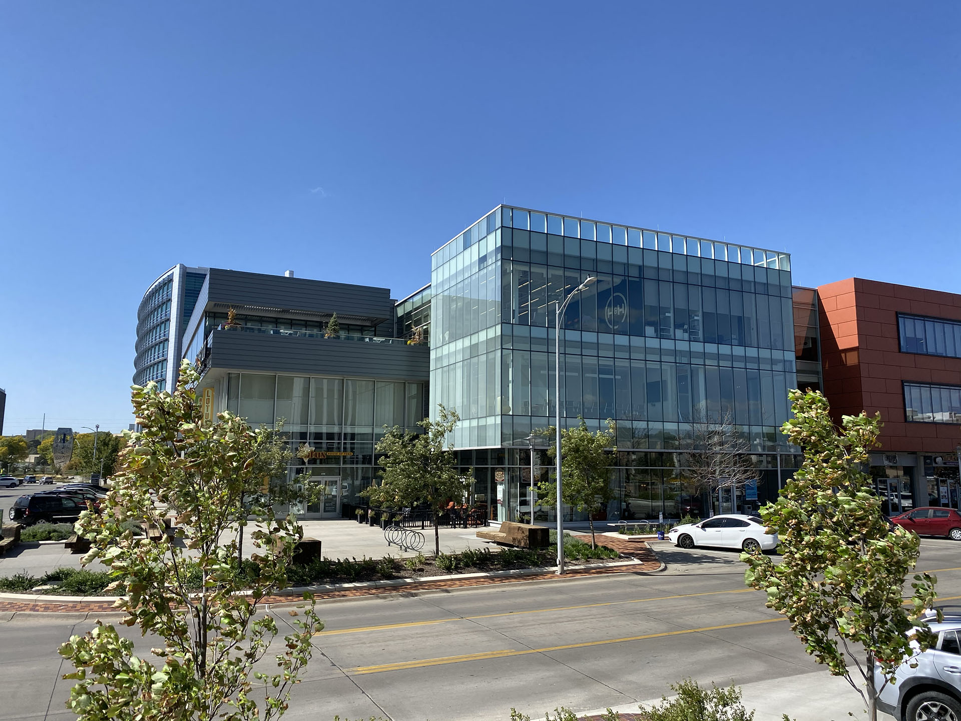 H+H Central Support exterior